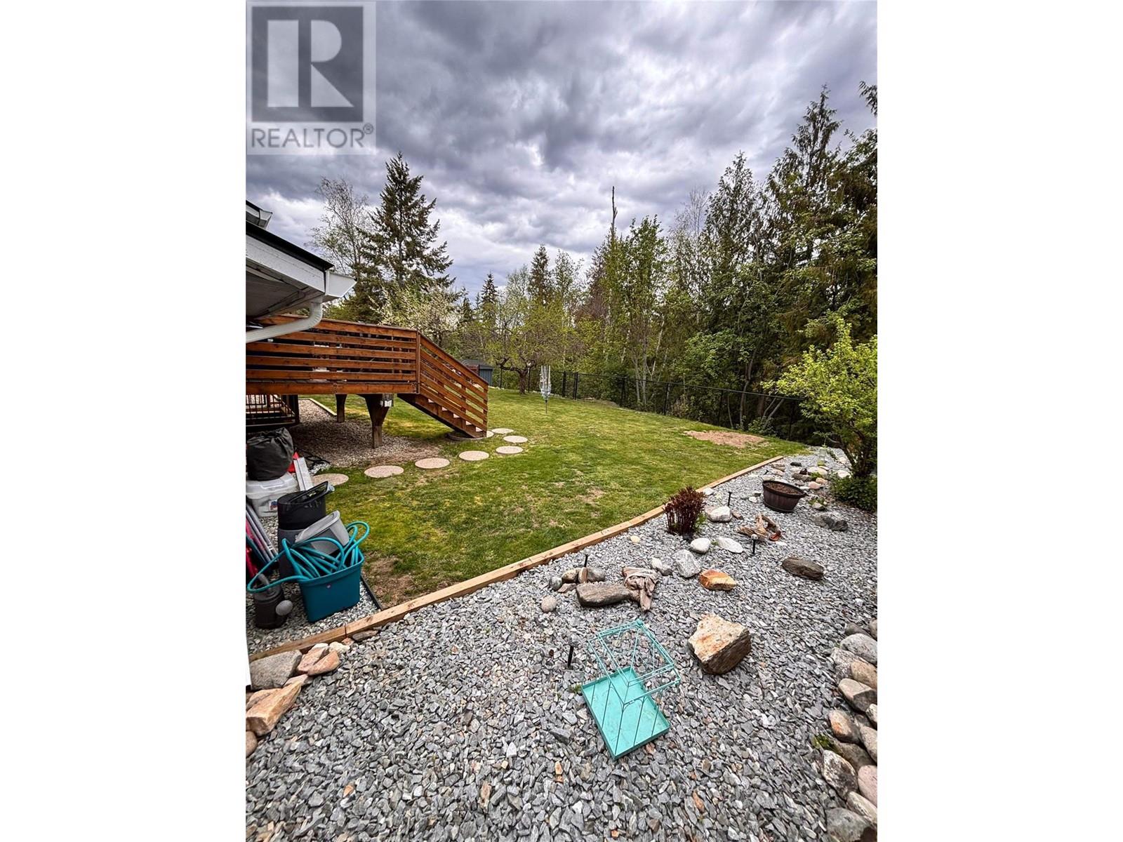 2131 23 Avenue, Salmon Arm, British Columbia  V1E 3E7 - Photo 32 - 10322868