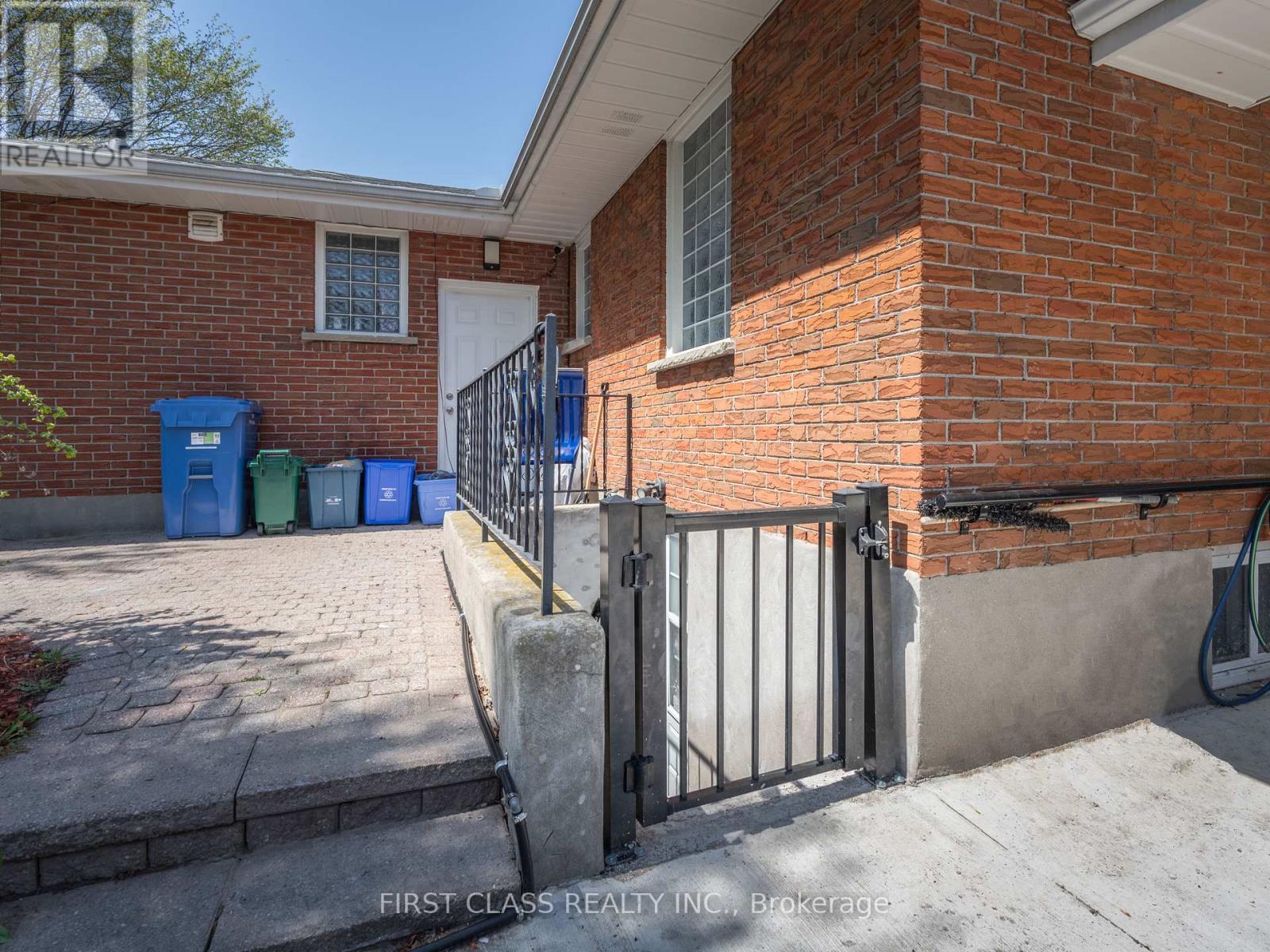 417 Rossmount Avenue N, Oshawa (Northglen), Ontario  L1J 3K5 - Photo 14 - E9278816