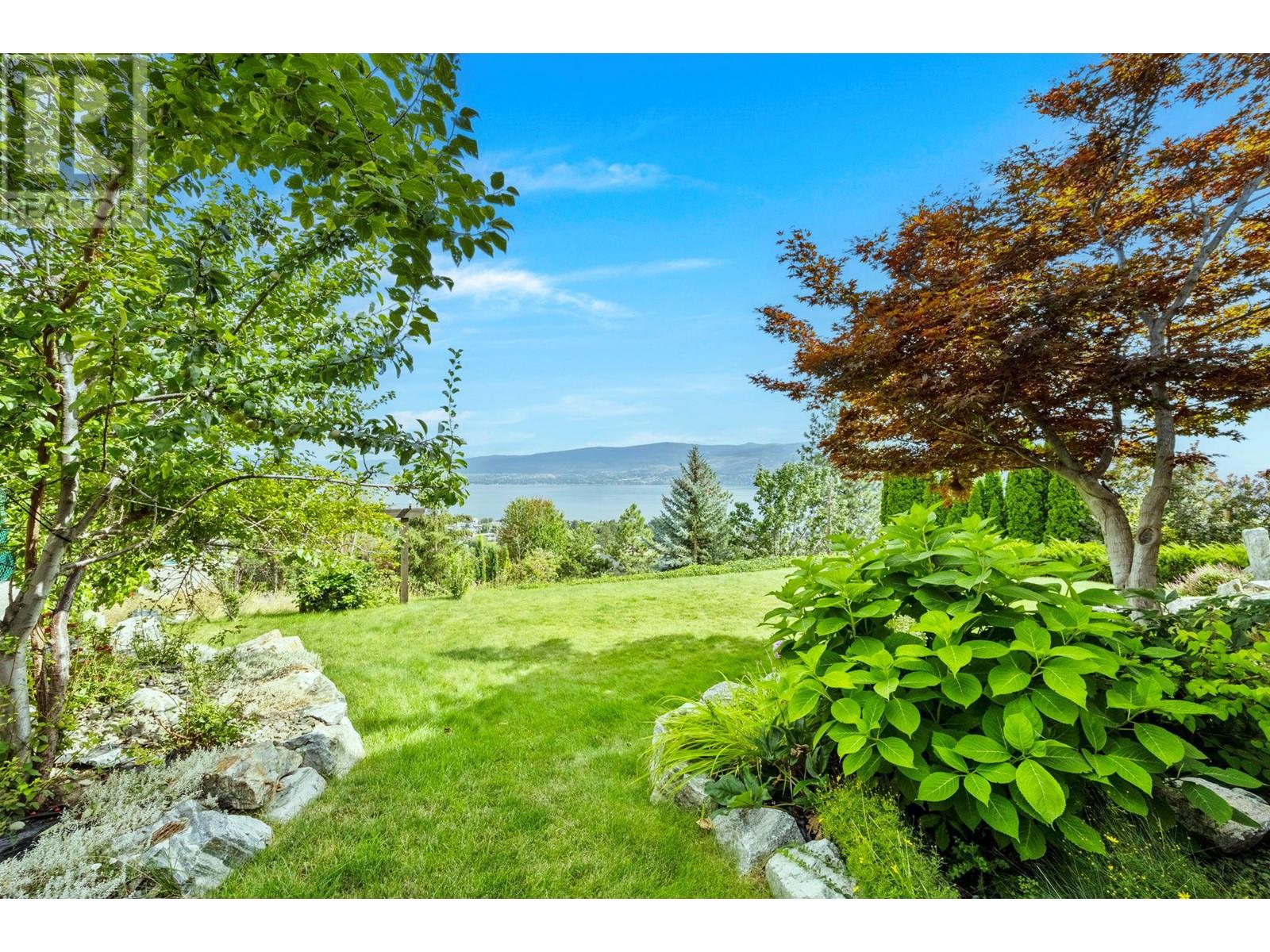 3567 Royal Gala Drive West Kelowna