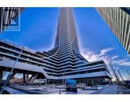 913 - 30 SHORE BREEZE DRIVE, toronto (mimico), Ontario