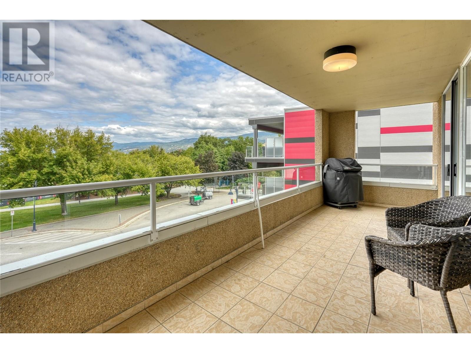 86 LAKESHORE Drive Unit# 304 Penticton