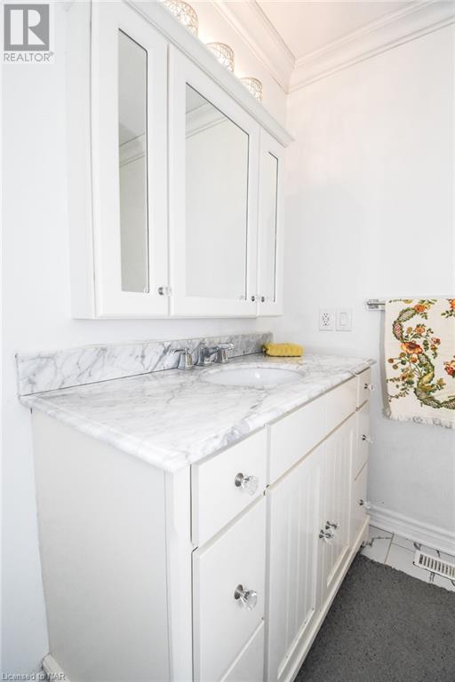 7710 Preakness Street, Niagara Falls, Ontario  L2H 2Y4 - Photo 17 - 40638853