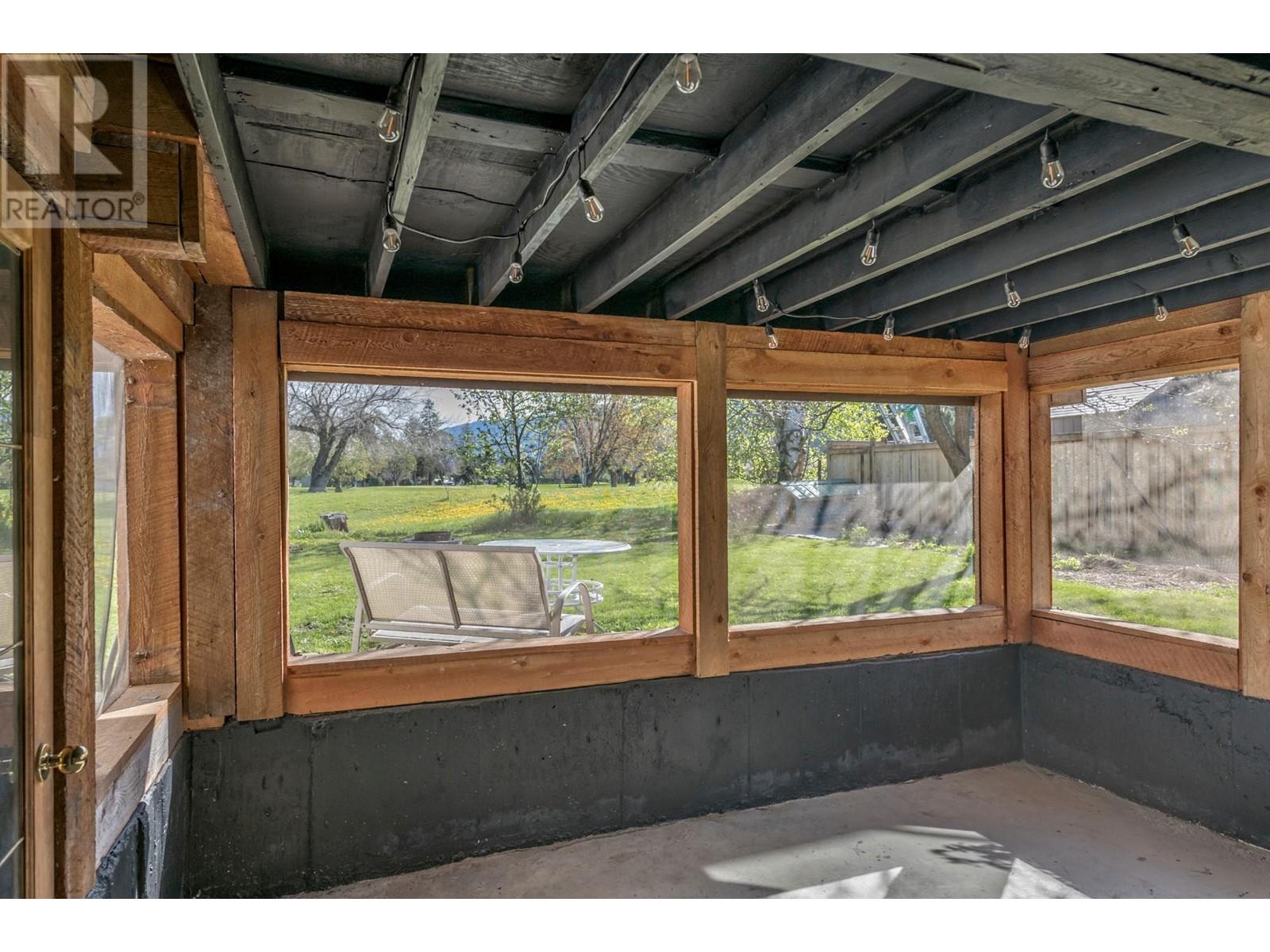 423 Pine Street, Chase, British Columbia  V0E 1M0 - Photo 41 - 180599