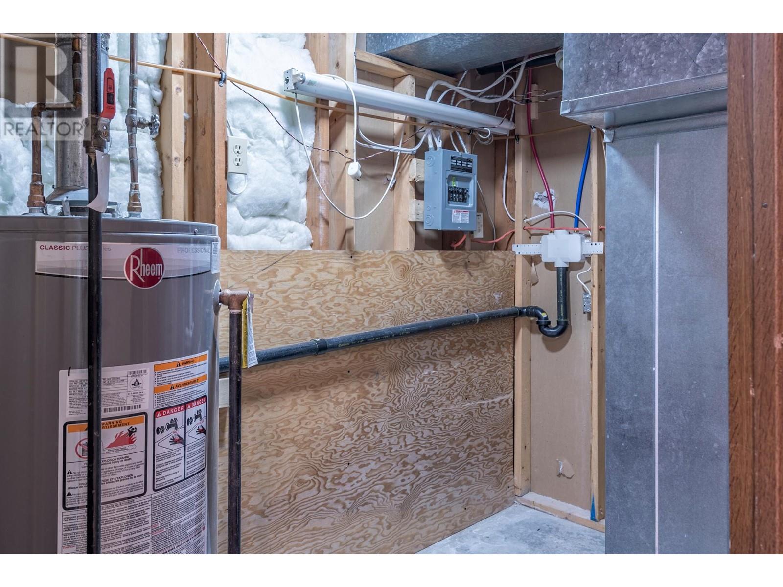 423 Pine Street, Chase, British Columbia  V0E 1M0 - Photo 31 - 180599