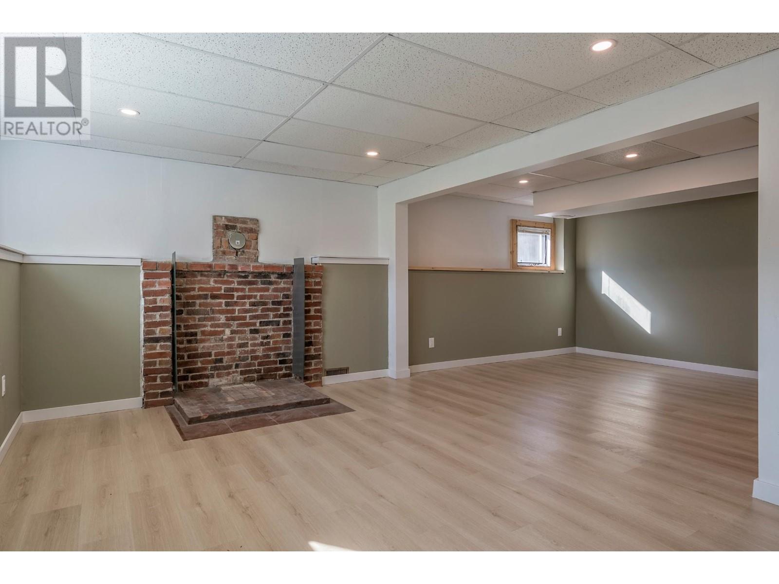 423 Pine Street, Chase, British Columbia  V0E 1M0 - Photo 24 - 180599