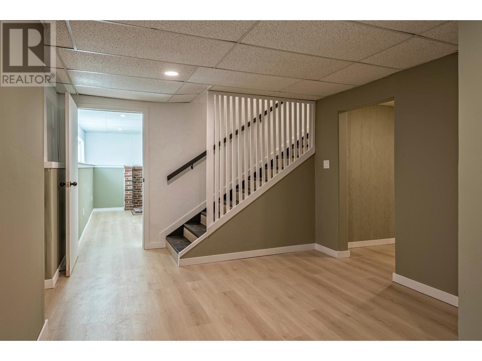 423 Pine Street, Chase, British Columbia  V0E 1M0 - Photo 29 - 180599