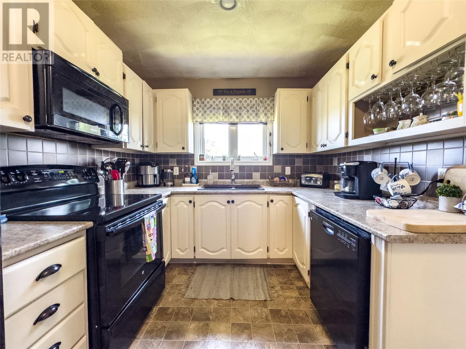 Property at 41 Winterland Road image 5