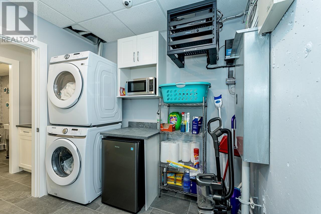 Listing Picture 25 of 27 : 835 DRAKE STREET, Vancouver / 溫哥華 - 魯藝地產 Yvonne Lu Group - MLS Medallion Club Member