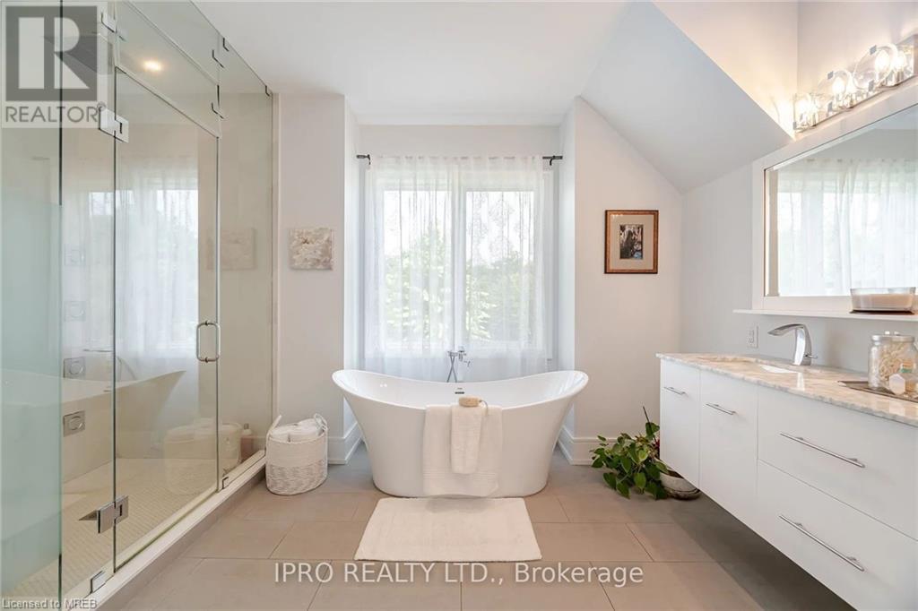 574 Stephens Crescent, Oakville, Ontario  L6K 1Y3 - Photo 26 - 40618266