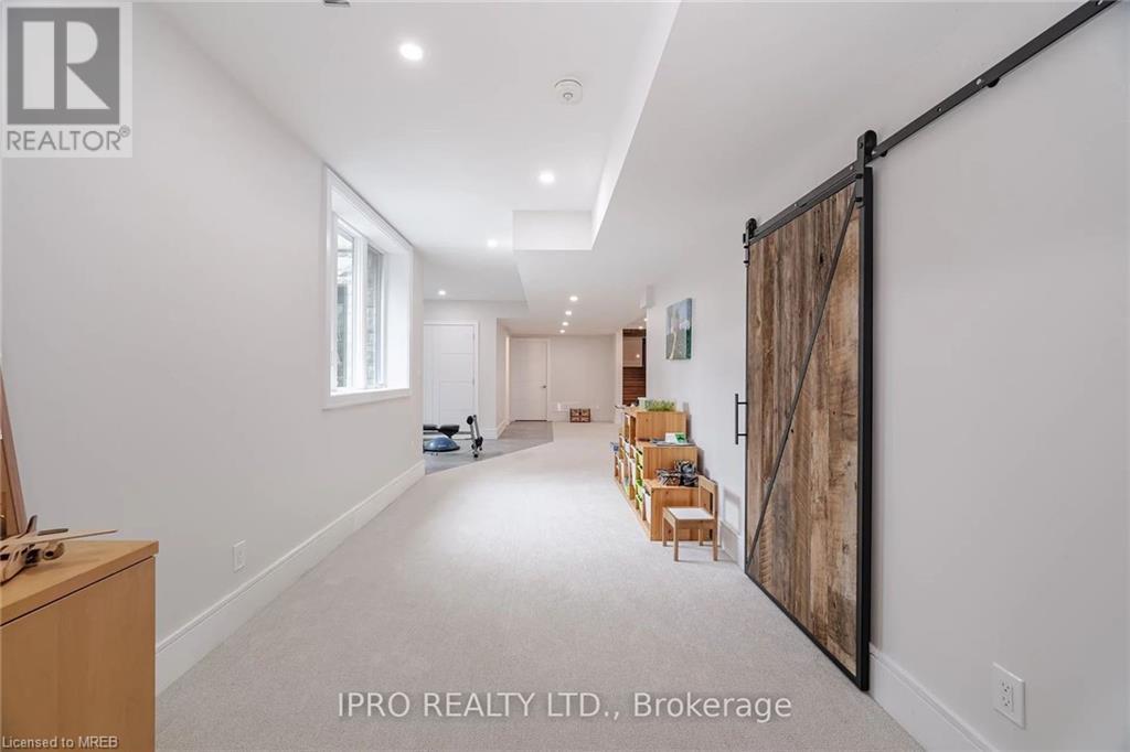 574 Stephens Crescent, Oakville, Ontario  L6K 1Y3 - Photo 35 - 40618266