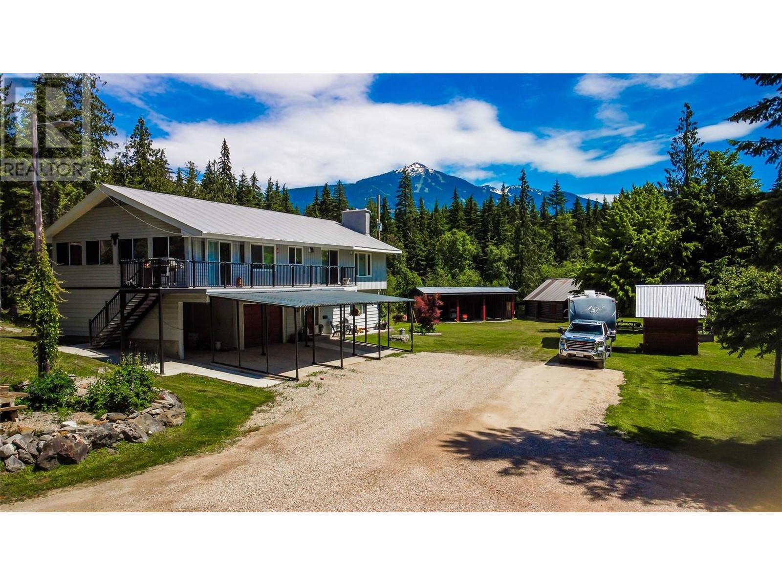 1750 Highway 23 South Highway S Revelstoke