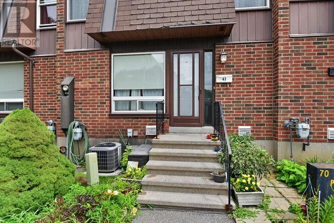 3520 Downpatrick Road Unit#47, Ottawa, Ontario  K1V 8T4 - Photo 2 - 1403630