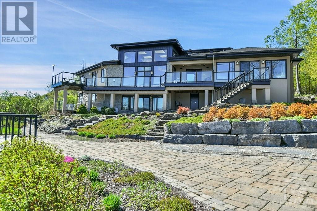 325 Berry Side Road, Kanata, Ontario  K0A 1T0 - Photo 1 - 1392092