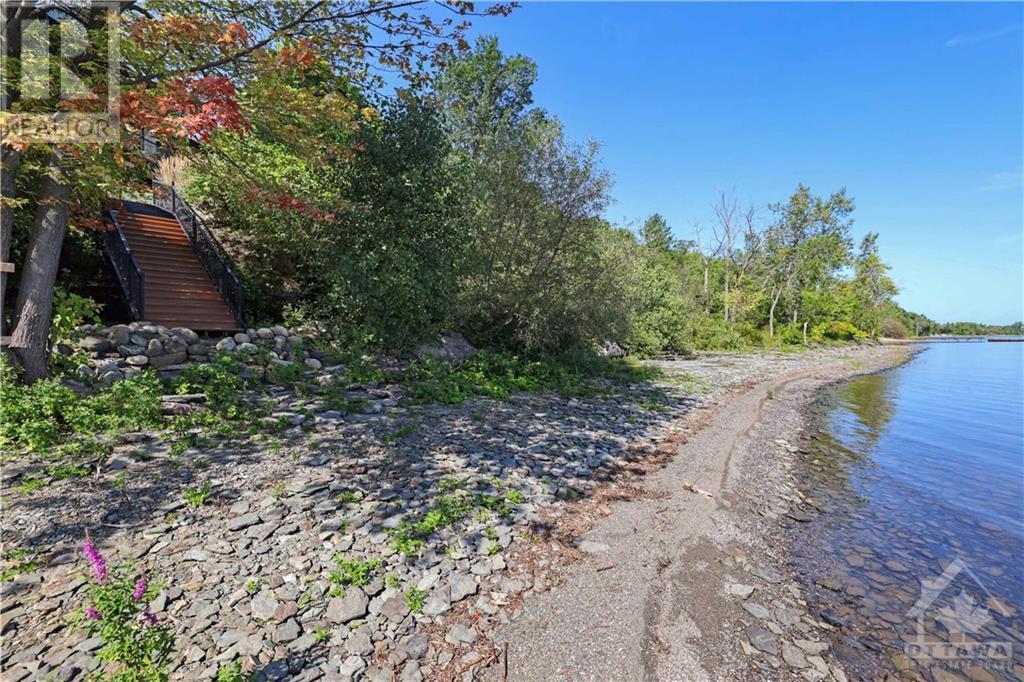 325 Berry Side Road, Kanata, Ontario  K0A 1T0 - Photo 29 - 1392092