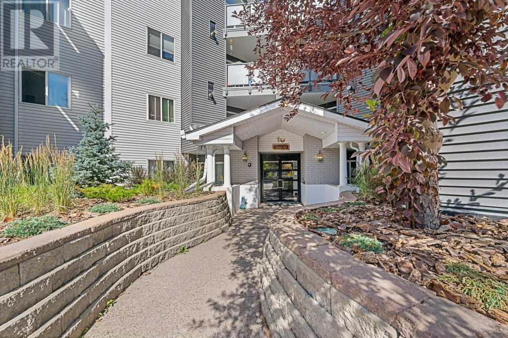 406, 10 Sierra Morena Mews, Calgary, Alberta  T3H 3K5 - Photo 2 - A2158489