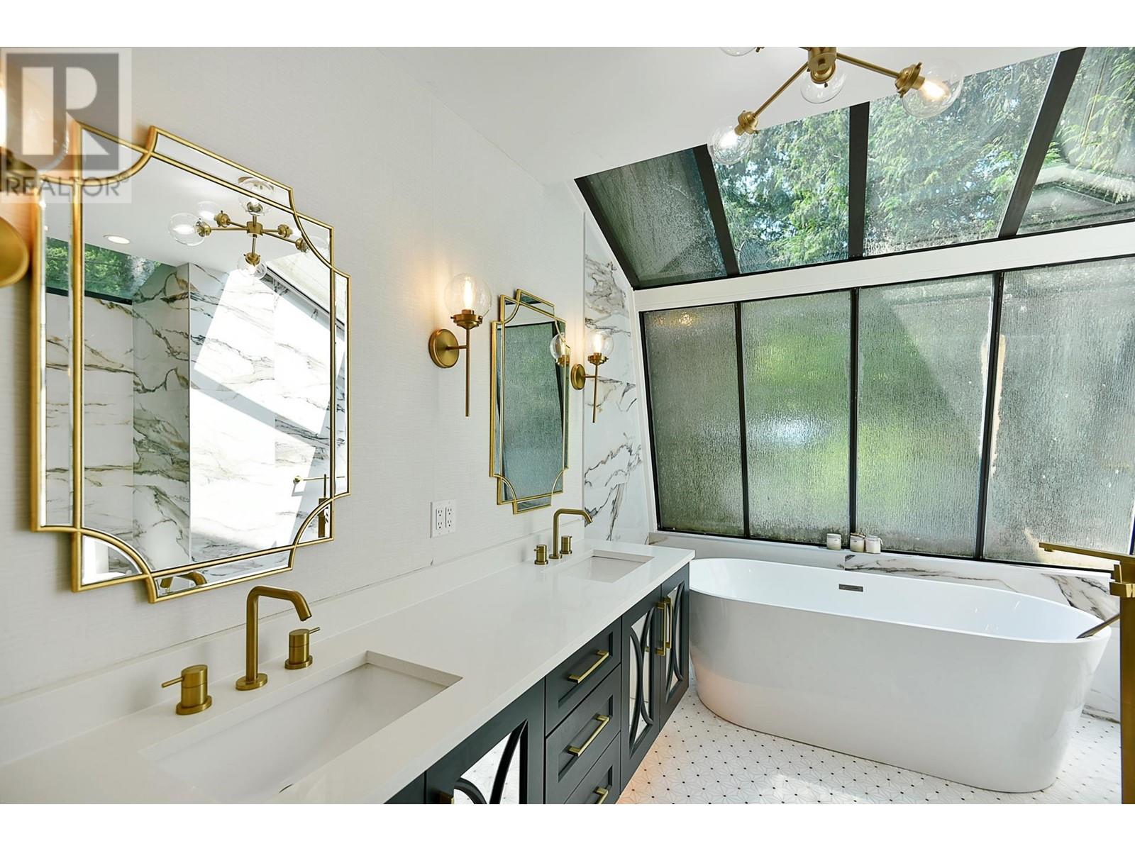 7305 Redrooffs Road, Halfmoon Bay, British Columbia  V7Z 0T3 - Photo 13 - R2910827
