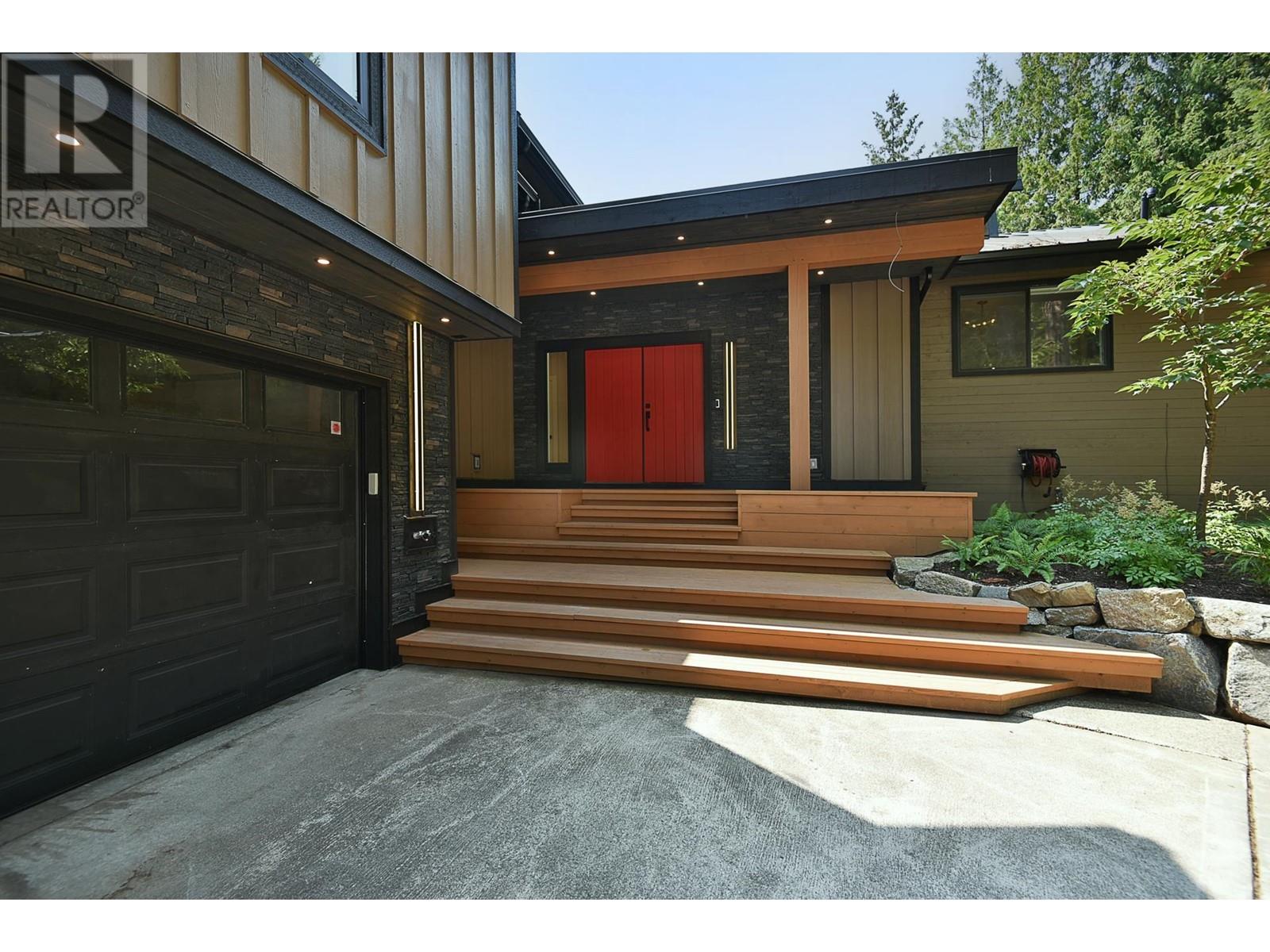 7305 Redrooffs Road, Halfmoon Bay, British Columbia  V7Z 0T3 - Photo 36 - R2910827