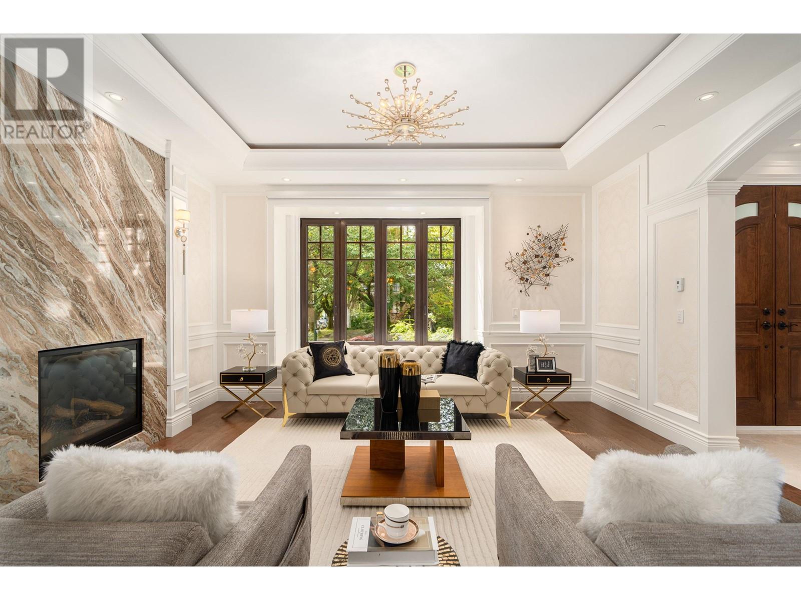 Listing Picture 5 of 40 : 3803 W 26TH AVENUE, Vancouver / 溫哥華 - 魯藝地產 Yvonne Lu Group - MLS Medallion Club Member