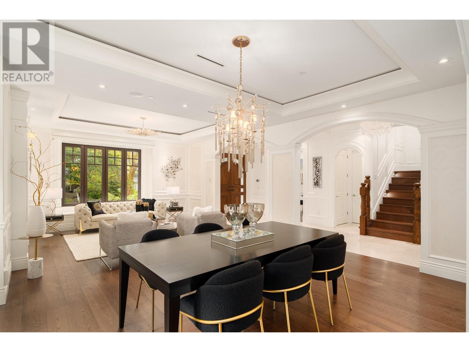 Listing Picture 10 of 40 : 3803 W 26TH AVENUE, Vancouver / 溫哥華 - 魯藝地產 Yvonne Lu Group - MLS Medallion Club Member