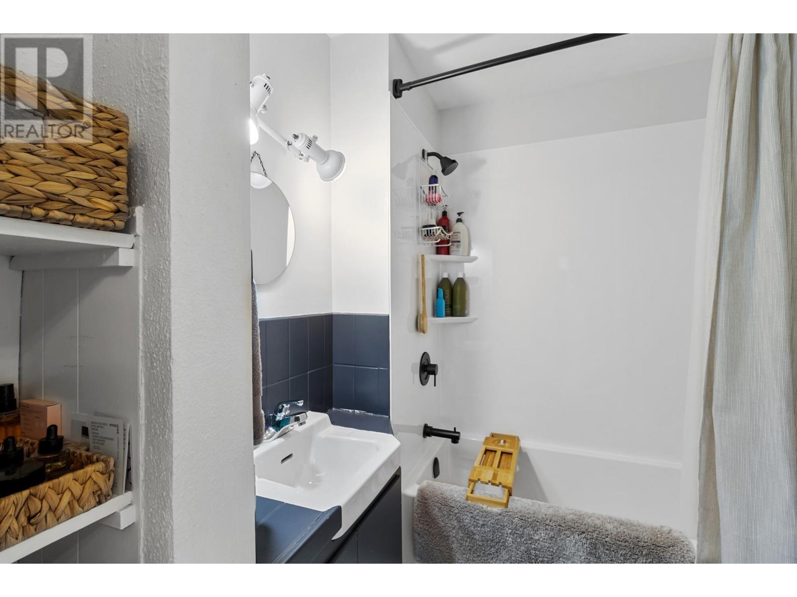 651 Pleasant Street, Kamloops, British Columbia  V2C 3B1 - Photo 22 - 180603