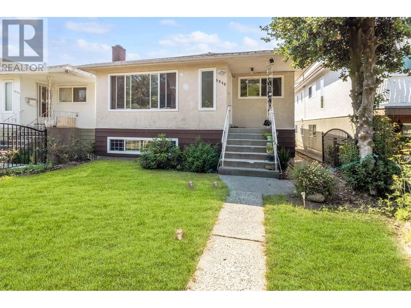 Listing Picture 18 of 18 : 5849 FLEMING STREET, Vancouver / 溫哥華 - 魯藝地產 Yvonne Lu Group - MLS Medallion Club Member