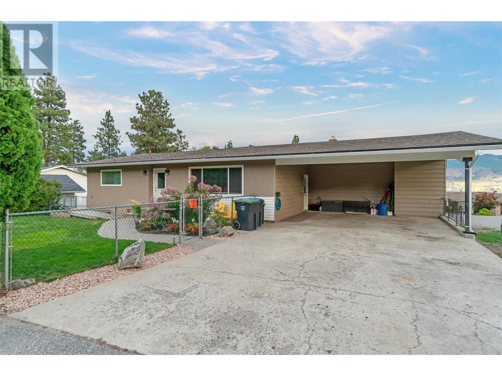 3051 Ourtoland Road, west kelowna, British Columbia