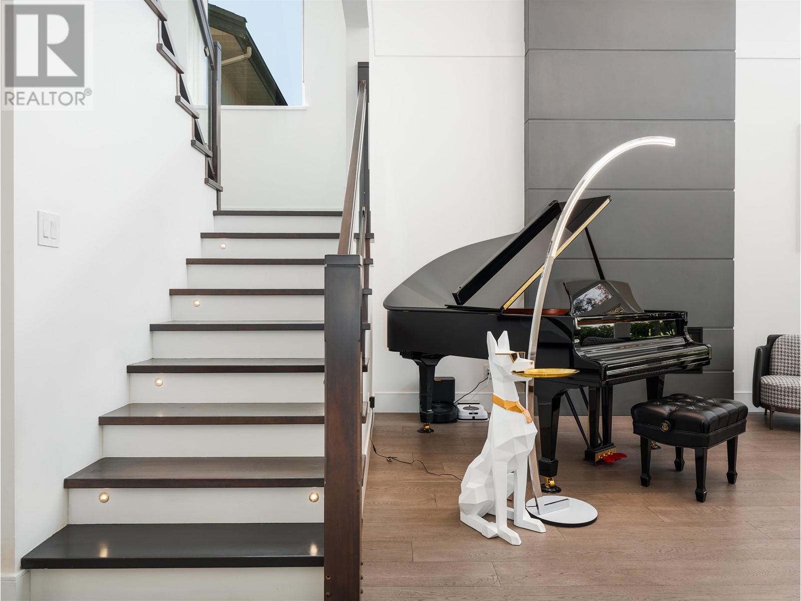 Listing Picture 4 of 38 : 6340 SWIFT AVENUE, Richmond / 烈治文 - 魯藝地產 Yvonne Lu Group - MLS Medallion Club Member