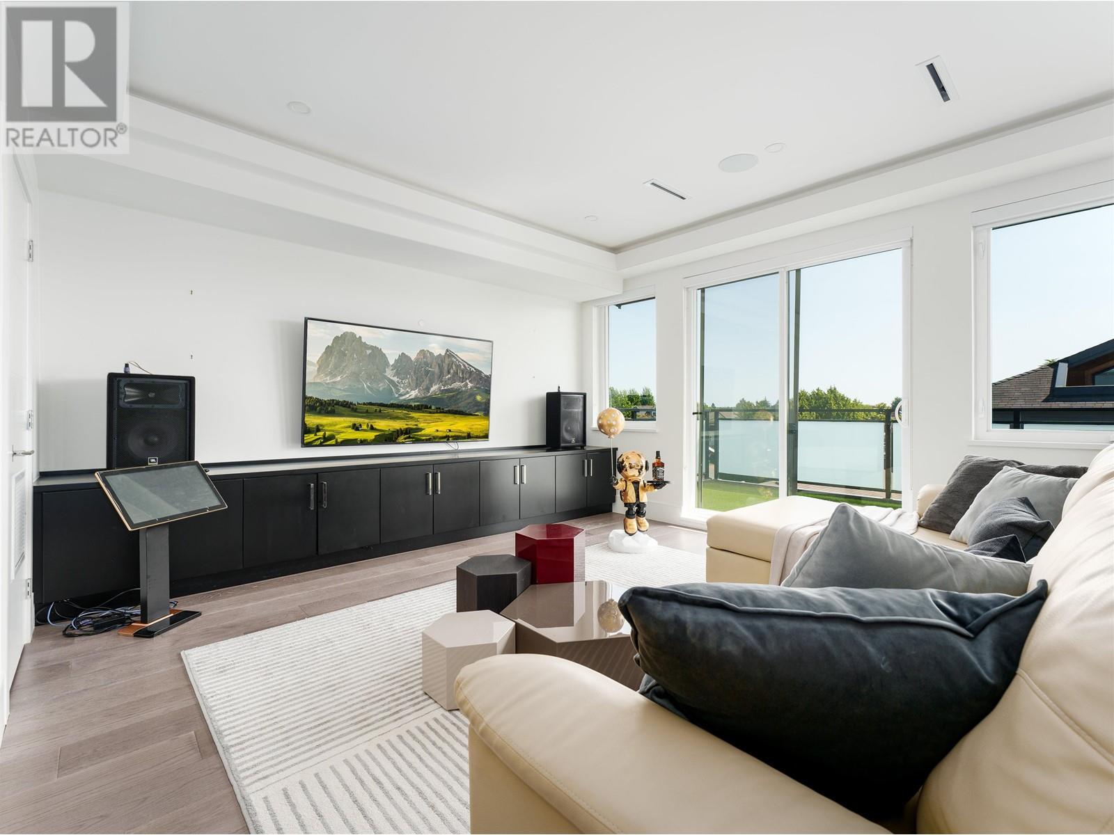 Listing Picture 28 of 38 : 6340 SWIFT AVENUE, Richmond / 烈治文 - 魯藝地產 Yvonne Lu Group - MLS Medallion Club Member