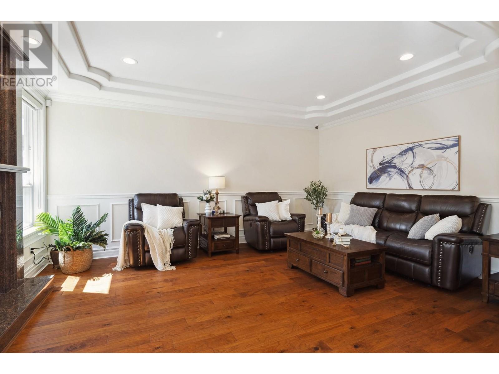 Listing Picture 9 of 37 : 9900 GREENLEES ROAD, Richmond / 烈治文 - 魯藝地產 Yvonne Lu Group - MLS Medallion Club Member