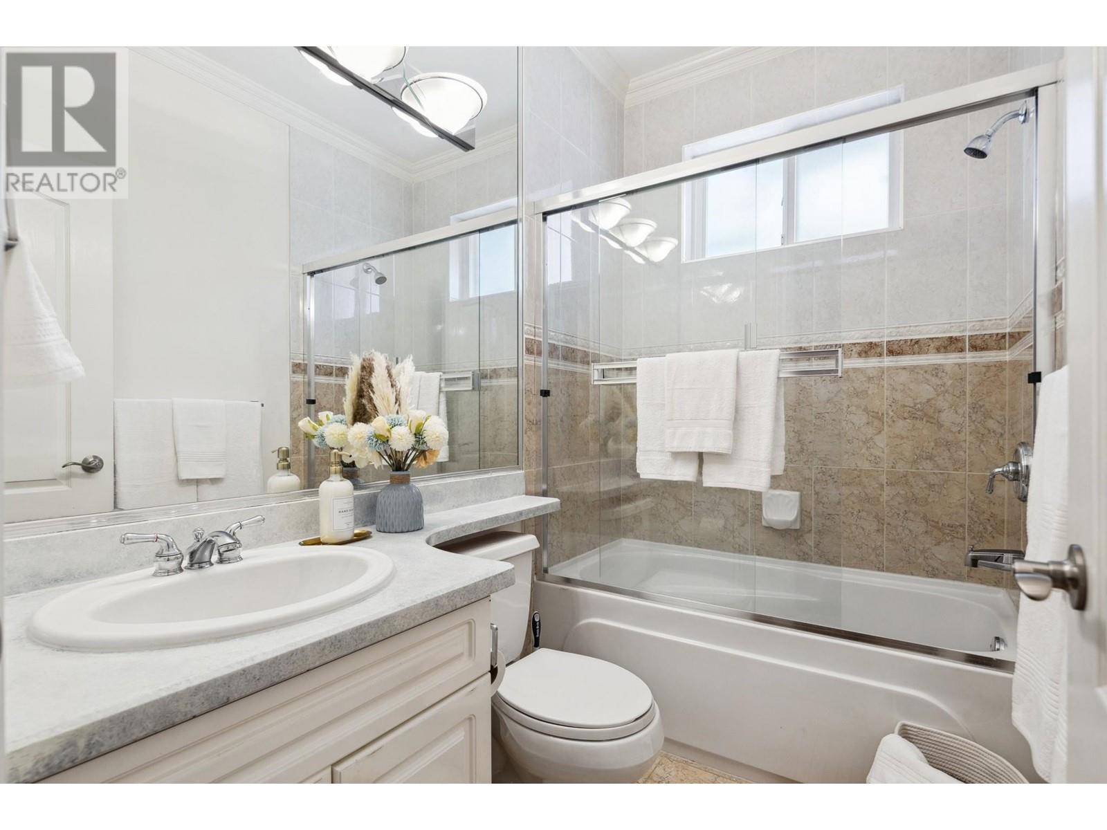 Listing Picture 29 of 37 : 9900 GREENLEES ROAD, Richmond / 烈治文 - 魯藝地產 Yvonne Lu Group - MLS Medallion Club Member