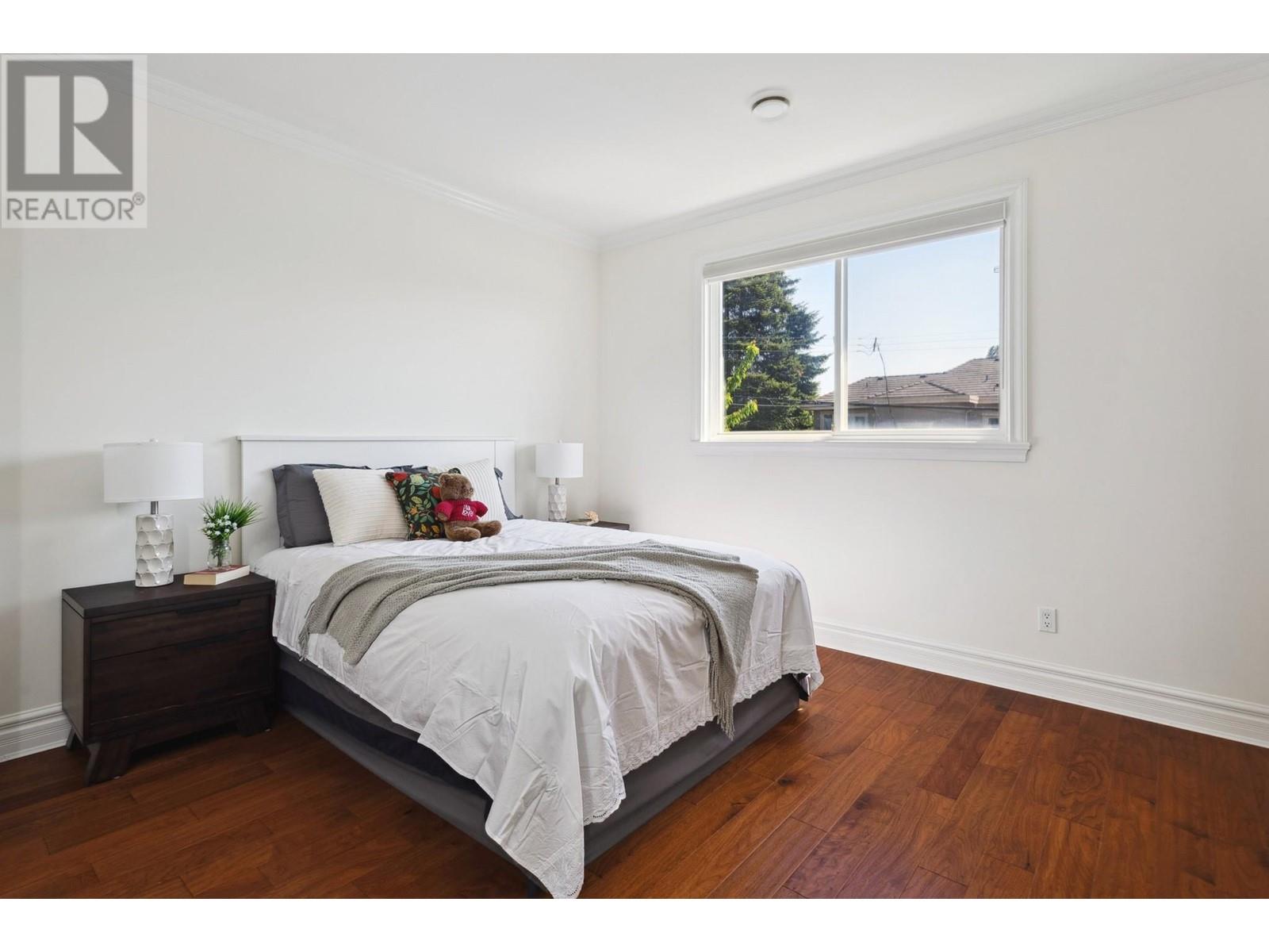 Listing Picture 26 of 37 : 9900 GREENLEES ROAD, Richmond / 烈治文 - 魯藝地產 Yvonne Lu Group - MLS Medallion Club Member