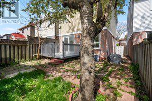 37 Frontier Pathway, Toronto, Ontario  M1B 4G6 - Photo 18 - E9282722