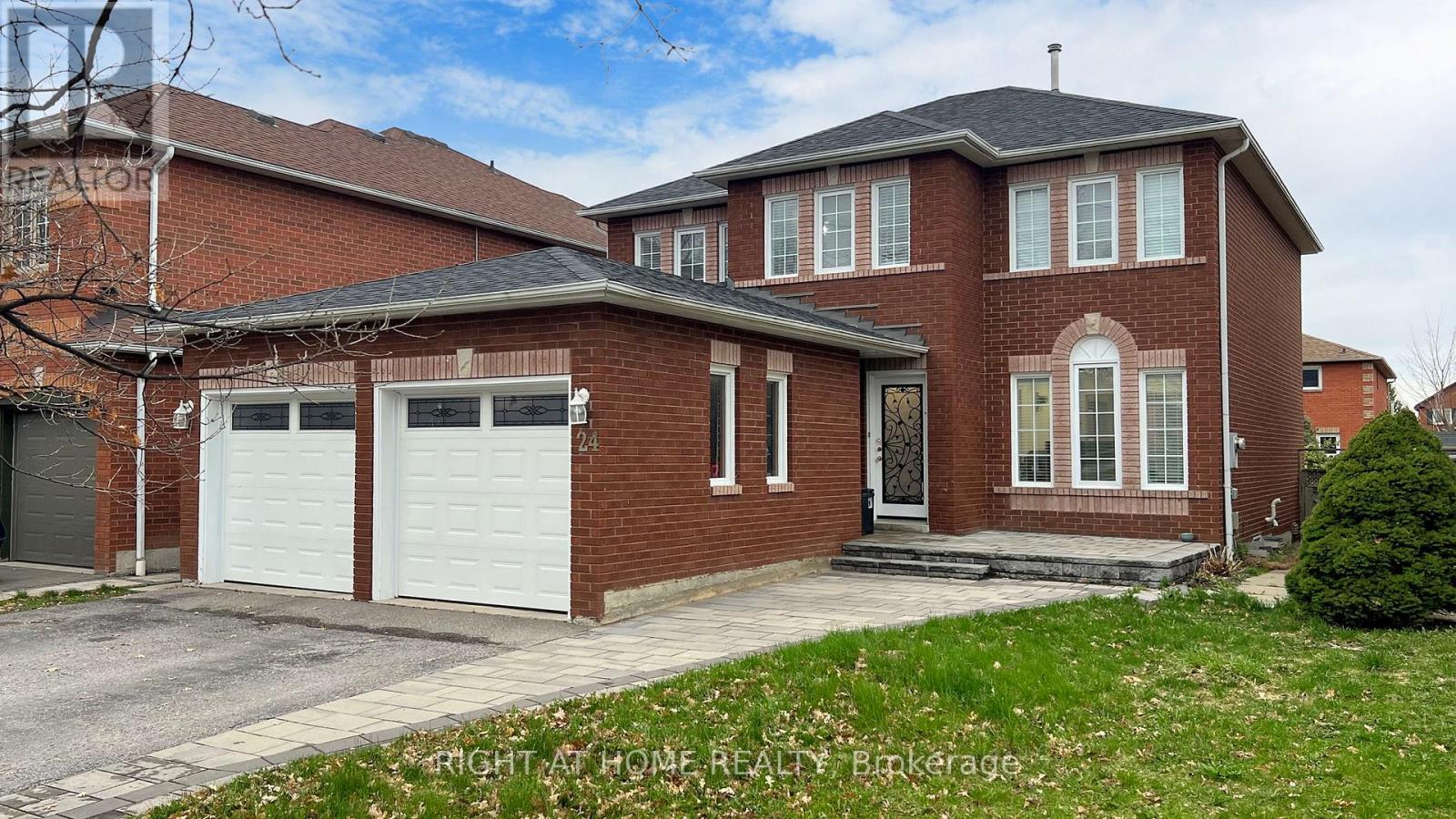 24 Holmes Crescent, Ajax (Central), Ontario  L1T 3W7 - Photo 2 - E9282759