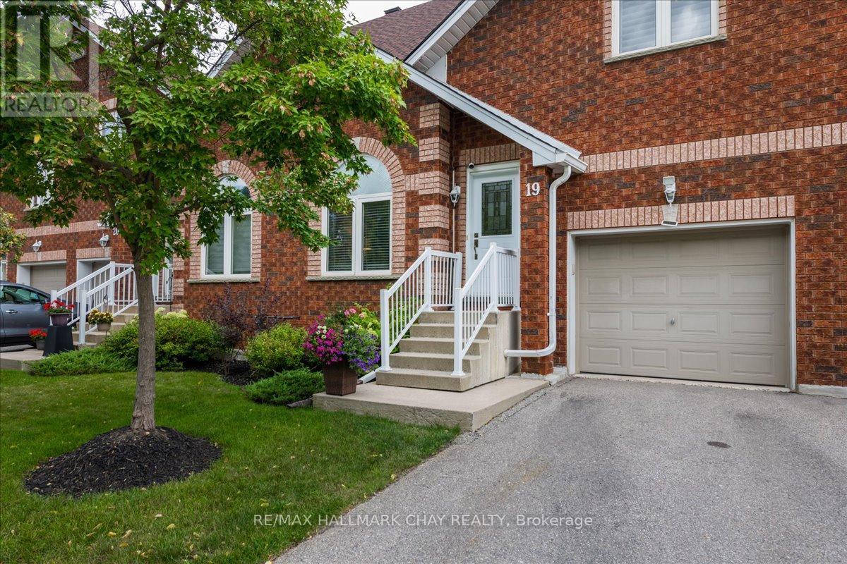 19 - 358 Little Avenue, Barrie (Painswick North), Ontario  L4N 2Z6 - Photo 2 - S9282811