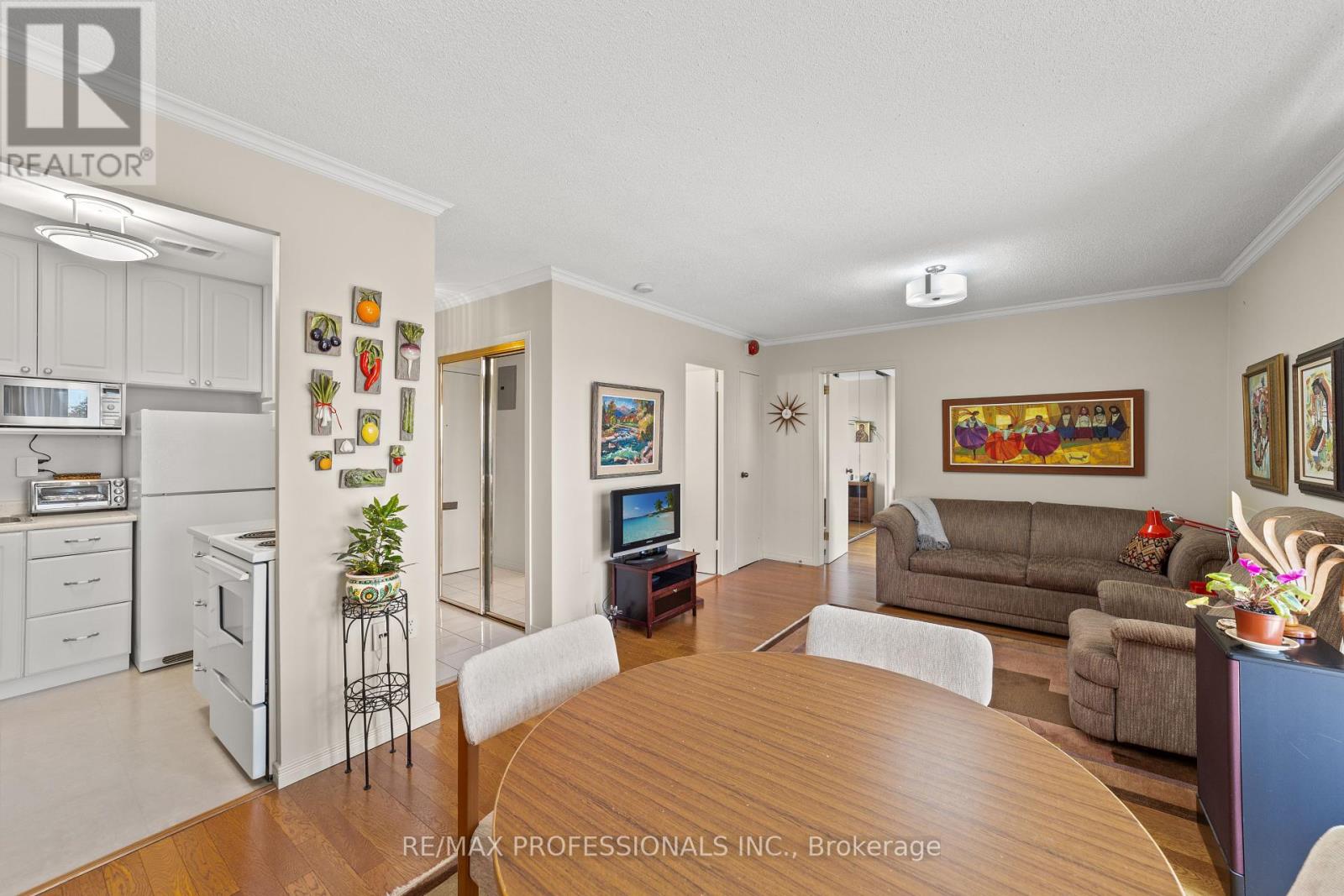 504 - 41 Lake Shore Drive, Toronto, Ontario  M8V 1Z3 - Photo 12 - W9282271