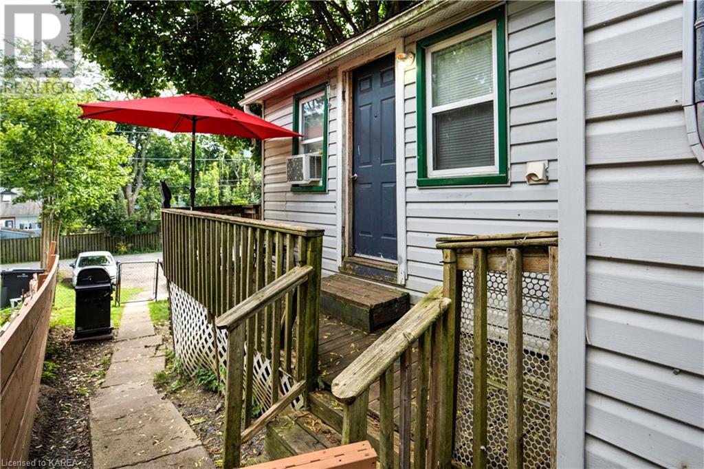 243 King Street E, Gananoque, Ontario  K7G 1G4 - Photo 11 - 40639055