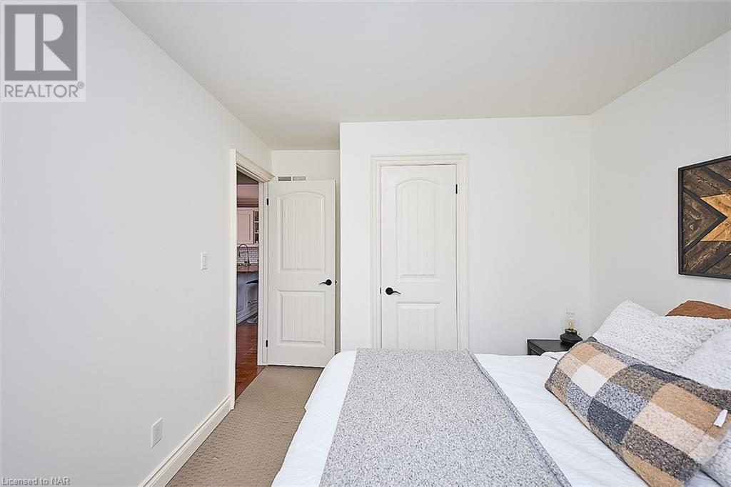 10 Bloomfield Avenue, St. Catharines, Ontario  L2P 1W8 - Photo 20 - 40639182