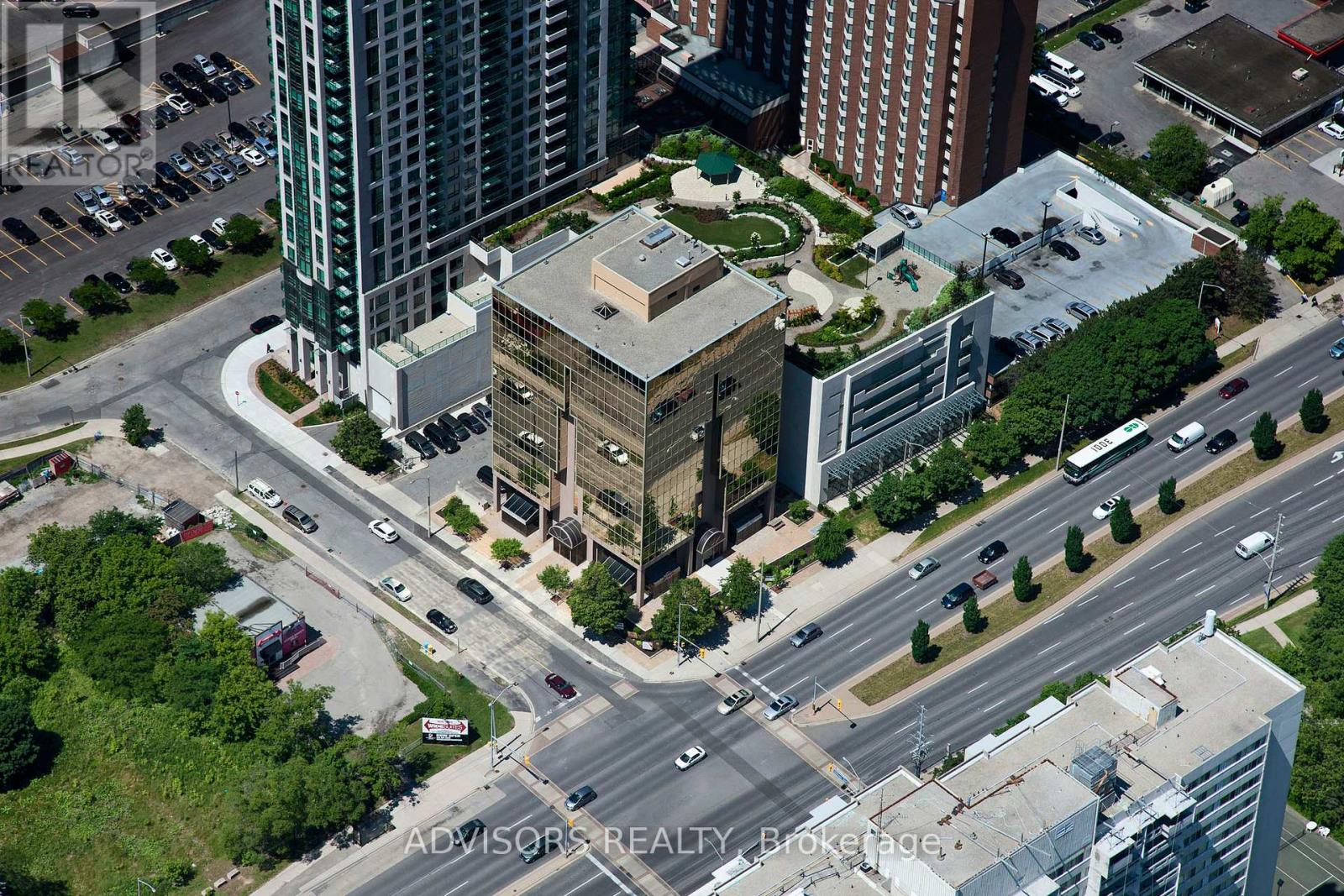 203 - 3660 Hurontario Street, Mississauga (City Centre), Ontario  L5B 3C4 - Photo 3 - W9282935