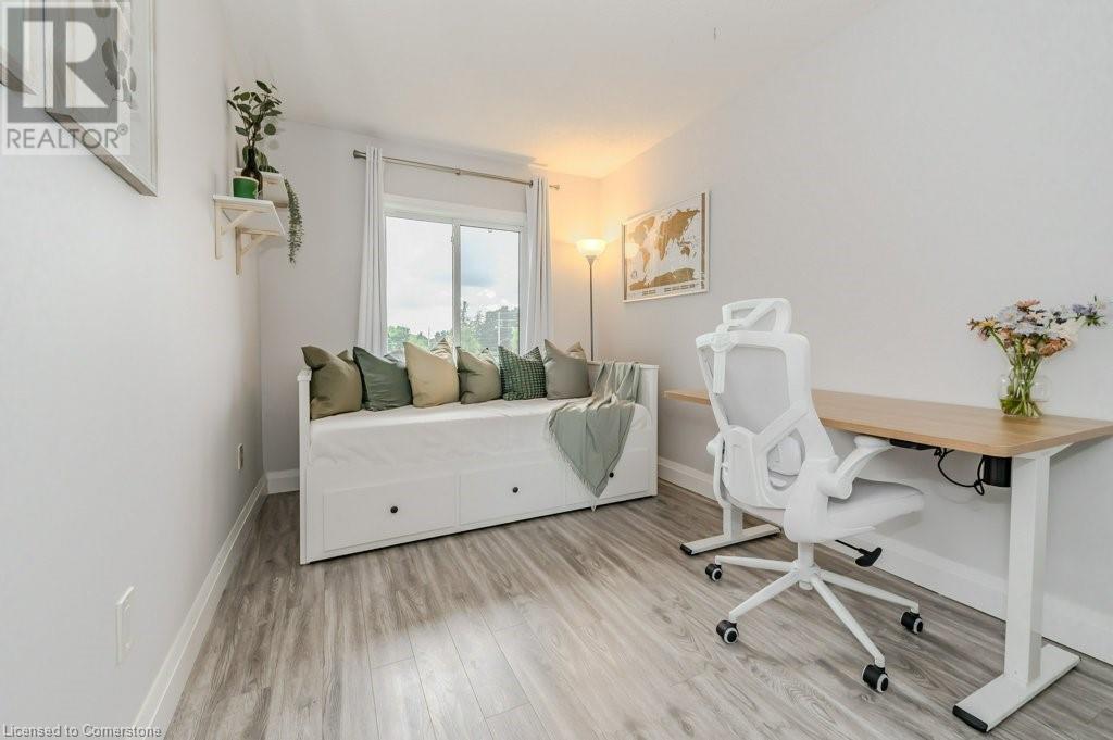 276 Eiwo Court Unit# 305, Waterloo, Ontario  N2K 3M6 - Photo 28 - 40636858