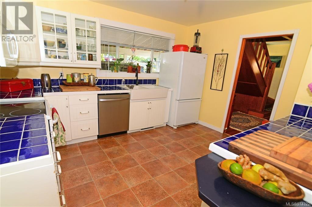 Property at 5292 Margaret St image 5
