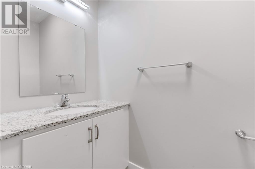 4040 Upper Middle Road Unit# 112, Burlington, Ontario  L7P 4B3 - Photo 3 - 40639069