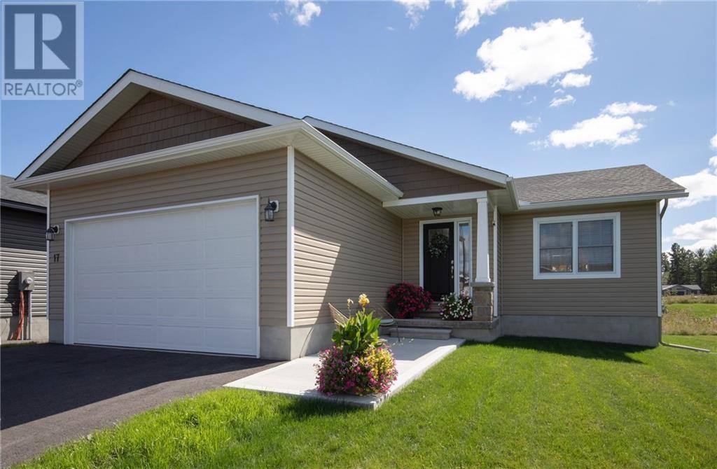 9 DURANT STREET Petawawa