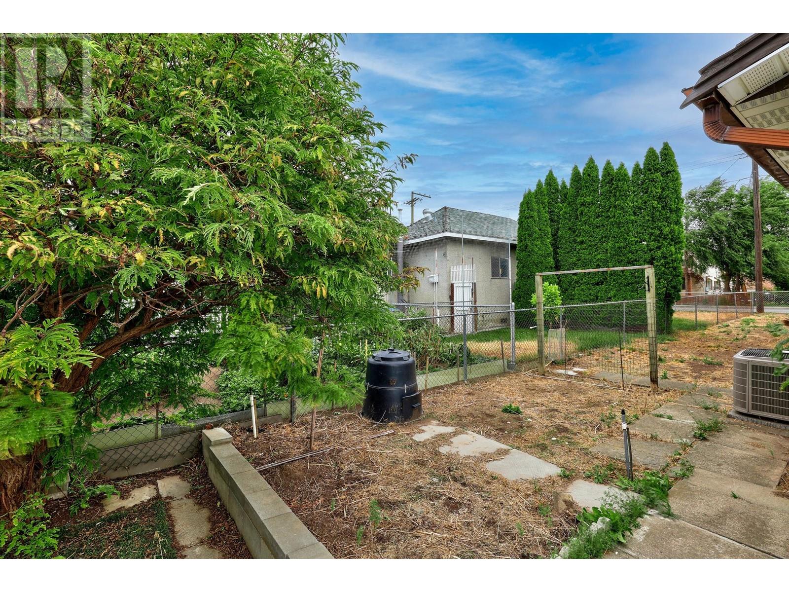 112 Holway Street, Kamloops, British Columbia  V2B 4A4 - Photo 20 - 180609