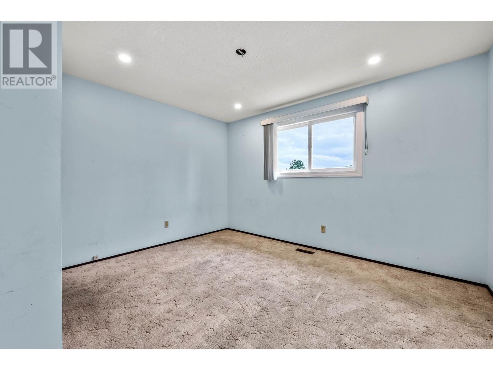 112 Holway Street, Kamloops, British Columbia  V2B 4A4 - Photo 9 - 180609