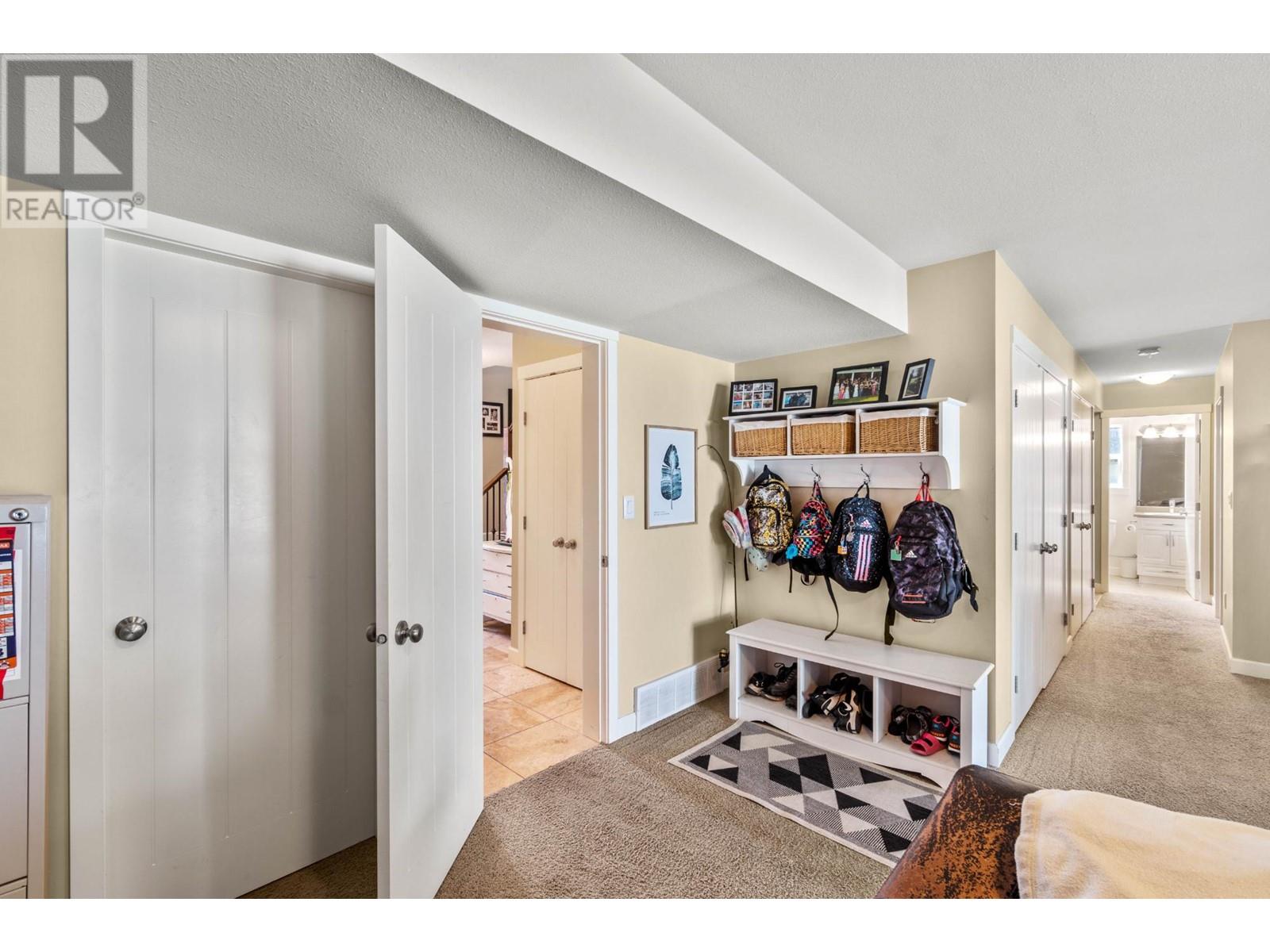 854 Woodrush Drive, Kamloops, British Columbia  V2B 0E3 - Photo 16 - 180614