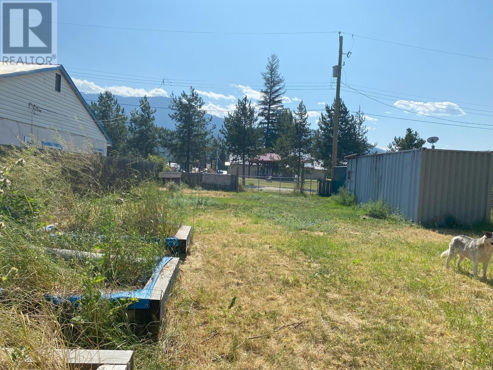 9877 Latremouille Street, Little Fort, British Columbia  V0E 2C0 - Photo 25 - 180044