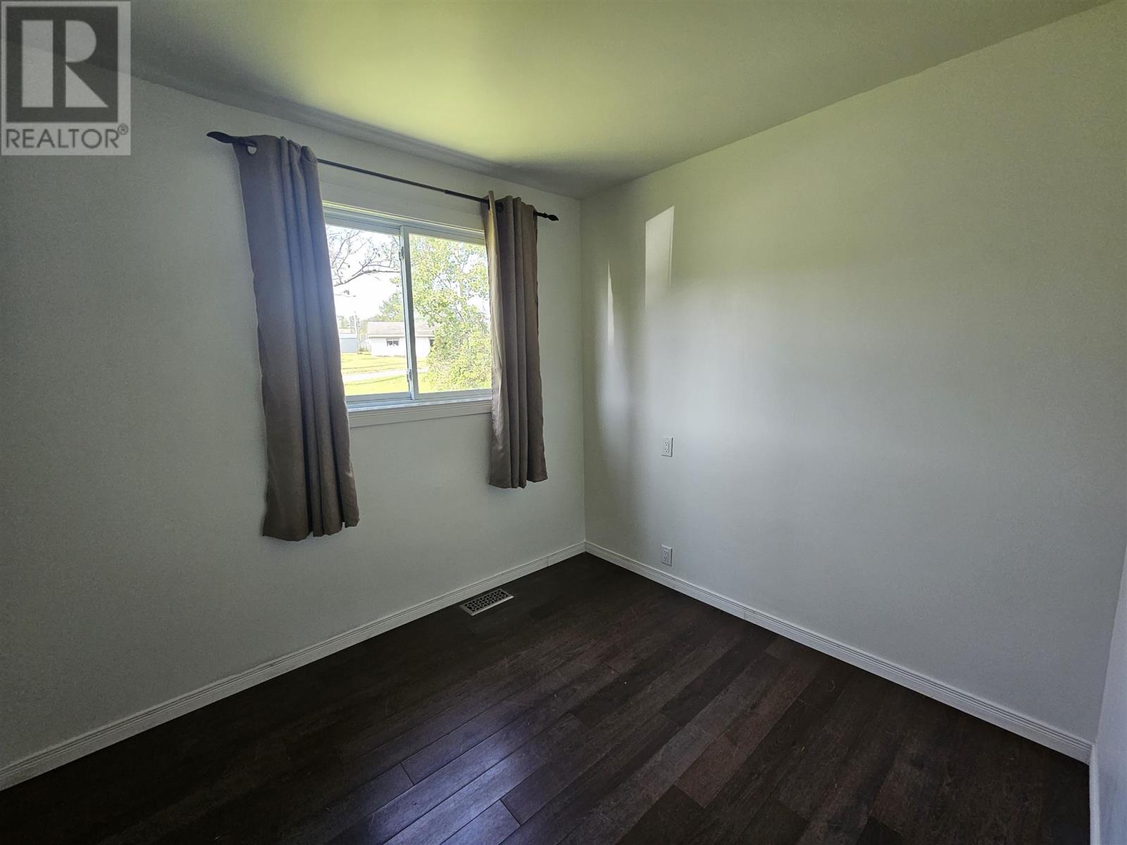 34 Hudson Ave, Terrace Bay, Ontario  P0T 2W0 - Photo 38 - TB242763