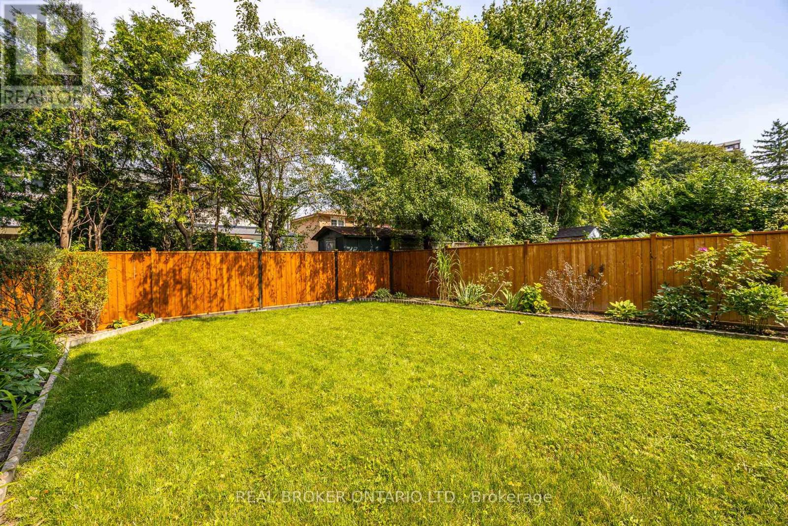 44 Green Bush Road N, Toronto (Newtonbrook West), Ontario  M2M 1P3 - Photo 27 - C9283598