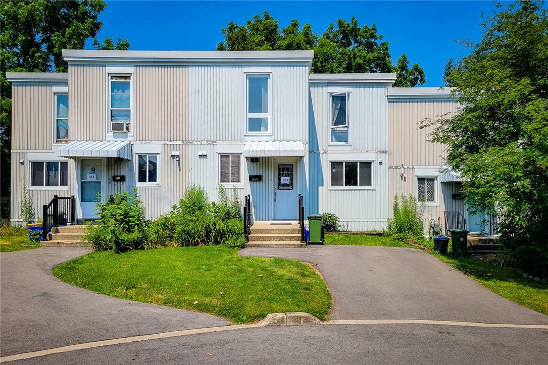 25 Britten Close, Unit #b59, Hamilton, Ontario  L9C 4J8 - Photo 1 - H4205166