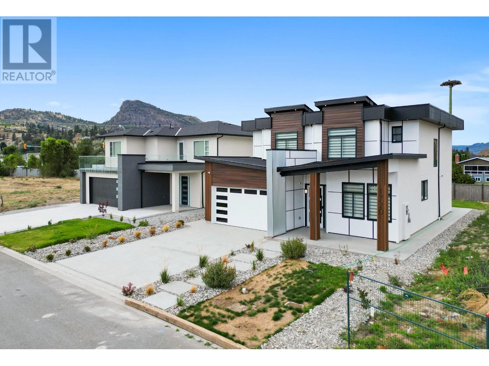 1720 Treffry Place Summerland